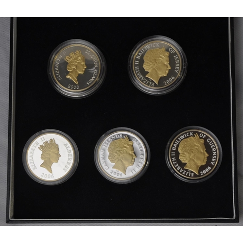 242 - LONDON MINT H M QUEEN ELIZABETH II GOLDEN MOMENTS STERLING SILVER PROOF 5 COIN SET WITH LIMITED EDIT... 