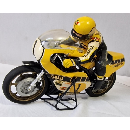 76A - QUANTITY OF SCALE MODEL MOTORCYCLES