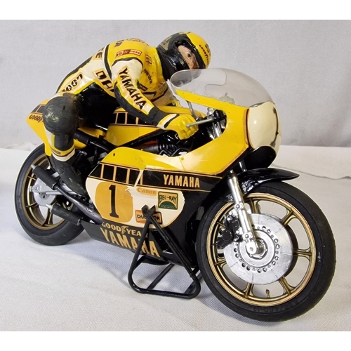 76A - QUANTITY OF SCALE MODEL MOTORCYCLES