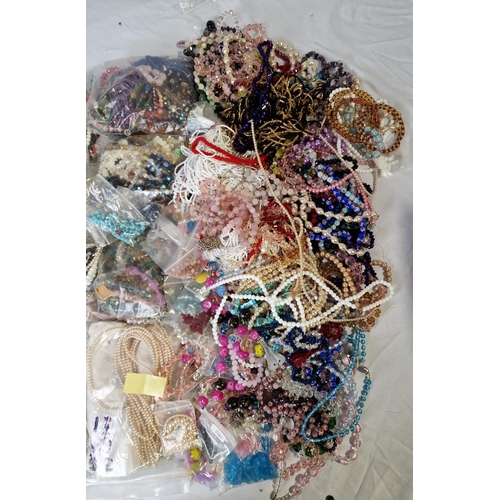 173 - BOX WITH LARGE QUANTITY OF COSTUME JEWELLERY - NECKLACES, BRACELETS, BEADS, ETC