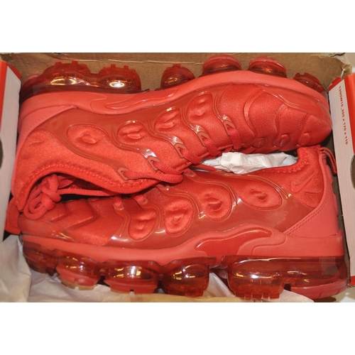 12 - PAIR OF NIKE AIR MAX PLUS TRAINERS -  SIZE UK6/EU40