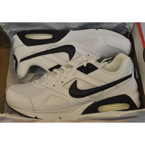 16 - PAIR OF NIKE AIR MAX IVO TRAINERS UK12/EU47.5