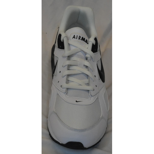 16 - PAIR OF NIKE AIR MAX IVO TRAINERS UK12/EU47.5