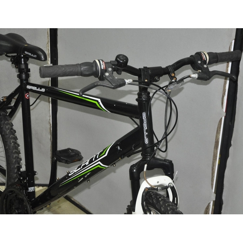 23 - 2 APOLLO 18 SPEED MOUNTAIN BIKES XC26 20