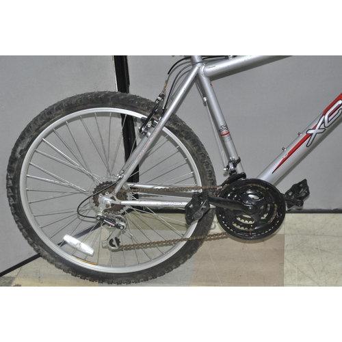 23 - 2 APOLLO 18 SPEED MOUNTAIN BIKES XC26 20