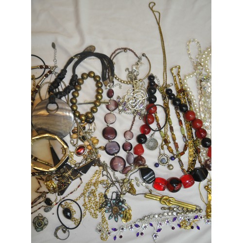 87 - COSTUME JEWELLERY