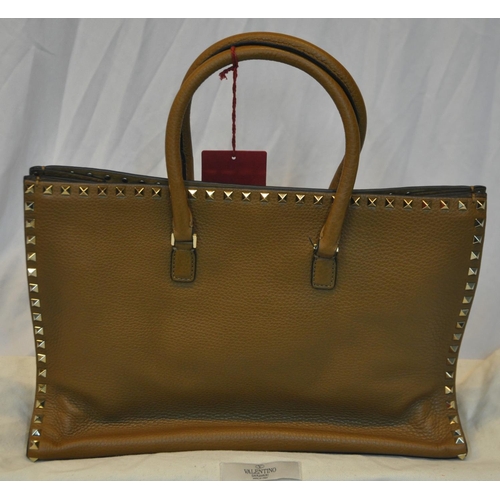 36 - NEW VALENTINO GARAVANI HANDBAG BROWN (10R)