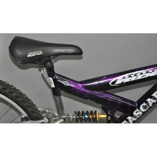 42 - FALCON REACTOR 18 SPEED MOUNTAIN BIKE WITH SHOCKS 22