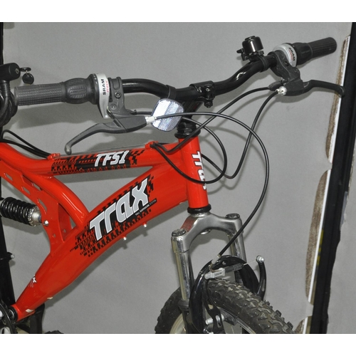 43 - 2 FULL SUSPENSION MOUNTAIN BIKES - DUNLOP DISC 24 18 SPEED 17 INCH AND TRAX TFS 1 18 SPEED 19