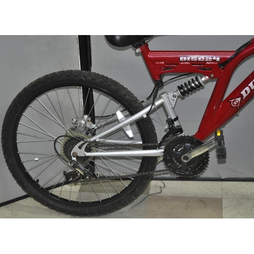 43 - 2 FULL SUSPENSION MOUNTAIN BIKES - DUNLOP DISC 24 18 SPEED 17 INCH AND TRAX TFS 1 18 SPEED 19