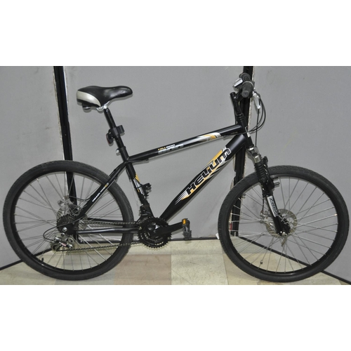 46 - HELIUM HILL800 21 SPEED MOUNTAIN BIKE WITH FRONT SHOCKS AND DISC BRAKES - 17INCH FROM CENTRE OF PEDA... 