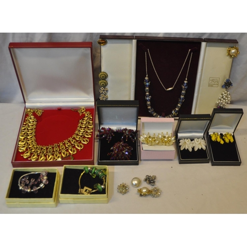 112 - 2 BOXES OF COSTUME JEWELLERY - EARRINGS, BROOCHES, BRACELETS AND NECKLACES