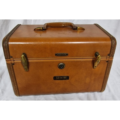 121 - SHWAYDER BROS LTD, DENVER COLORADO SAMSONITE VANITY TRAVEL CASE (INTIALS MPS) WITH JEWELLERY BOXES -... 