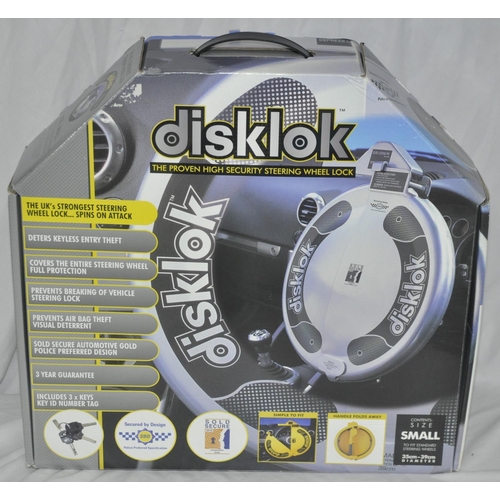 127 - DISCLOK STEERING WHEEL LOCK SIZE SMALL