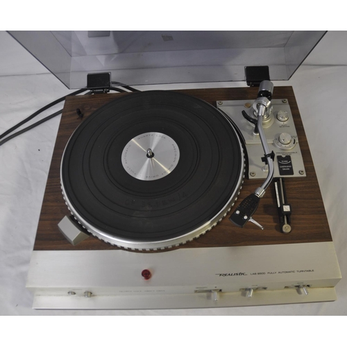 200 - REALISTIC LAB8500 TURNTABLE
