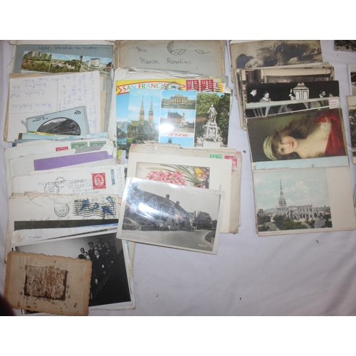 212 - VARIOUS POSTCARDS AND PHOTOGRAPHS