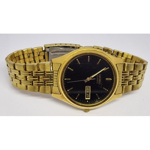 267 - 5 GENTS WATCHES - 2 SEIKO, DUNLOP, CITRON AND PENN (GLASS CRACKED)