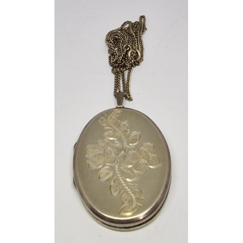 268 - LOCKET ON CHAIN (MARKED STERLING SILVER JAM), PHOTO PENDANT AND HM ARMED FORCES VETERAN BADGE