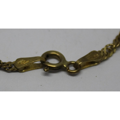 300 - 9ct GOLD LOCKET AND CHAIN 7.9g