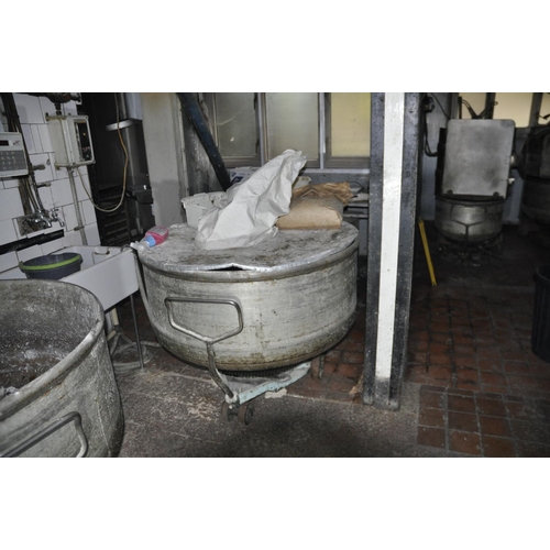 34 - 5 FLOUR VESSELS WITH TROLLIES