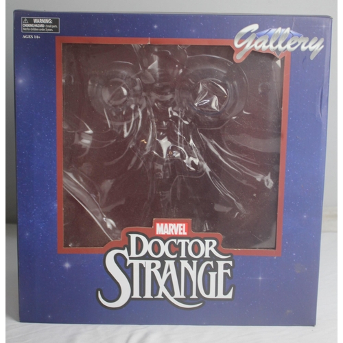 63 - DOCTOR STRANGE FIGURE WITH BOX