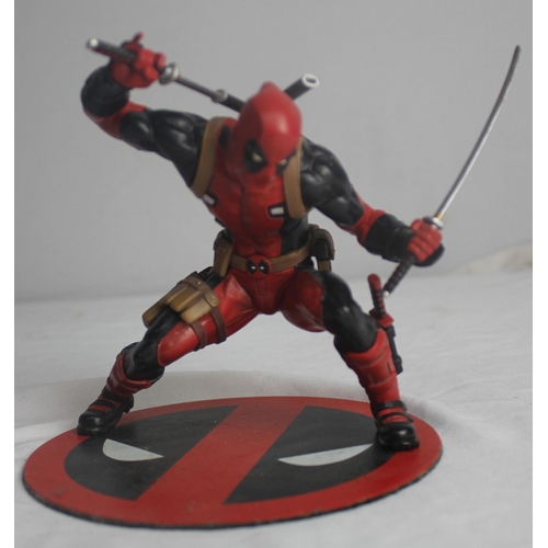 84 - DEADPOOL FIGURE WITH BOX