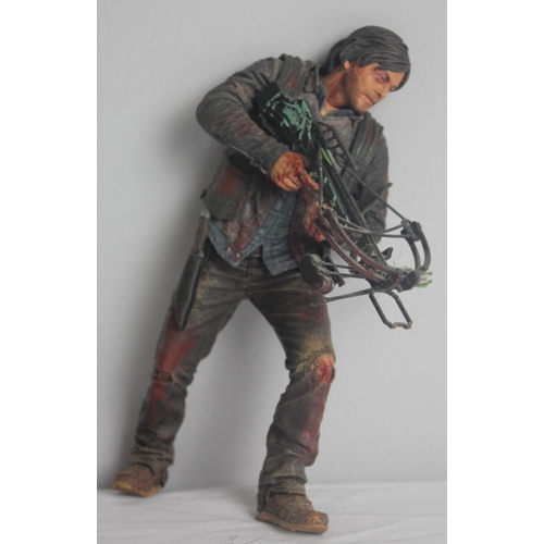 115 - WALKING DEAD 'DARYL DIXON' 'SURVIVOR EDITION' 10 INCH FIGURE WITH BOX