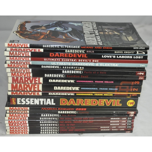 220 - QUANTITY OF DAREDEVIL COMIC BOOKS