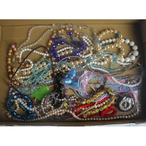 221 - 4 TRAYS OF COSTUME JEWELLERY