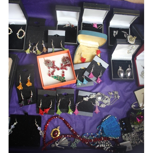 225 - BOX AND TRAY OF COSTUME JEWELLERY - EARRINGS, NECKLACES, ETC