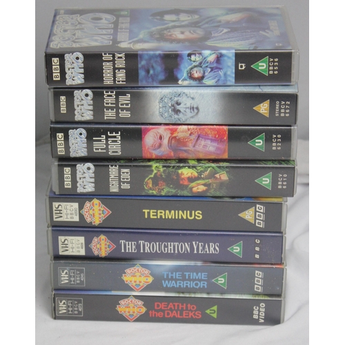 293 - BOX DR WHO VHS CASSETTES