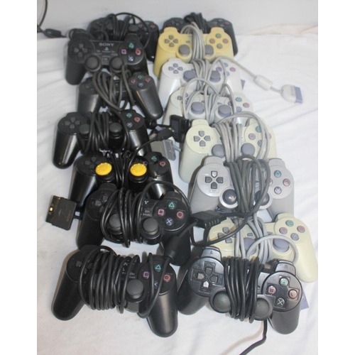 307 - 15 SONY CONTROLLERS