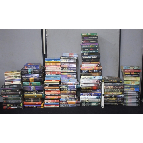 320 - LARGE QUANTITY OF BOOKS INCLUDING FINAL FANTASY, TERRY BOOKES, JIM BUTCHER, TERRY GOODKIND, SURVIVAL... 