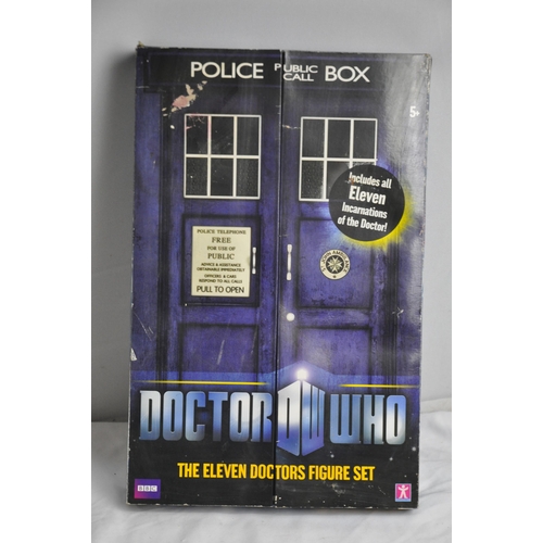 344 - DOCTOR WHO THE ELEVEN DOCTORS FIGURE SET - SOME DAMAGE TO BOX