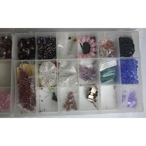 405 - BOX OF JEWELLERY MAKING ACCESSORIES, NECKLACES AND BRACELETS