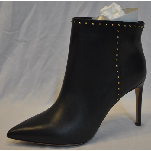 406 - VALENTINO GARAVANI ANKLE BOOT SIZE EU38