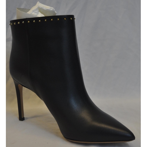 406 - VALENTINO GARAVANI ANKLE BOOT SIZE EU38