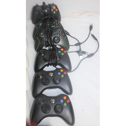 413 - 18 XBOX CONTROLLERS