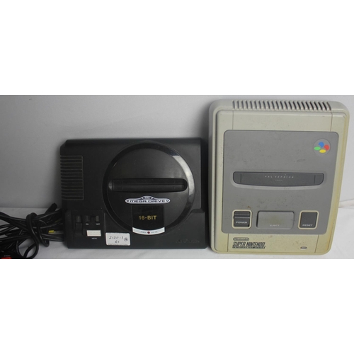 446 - SUPER NINTENDO ENTERTAINMENT SYSTEM WITH 1 CONTROLLER & SEGA 16 BIT MEGA DRIVE, 4 CONTROLLERS &a... 