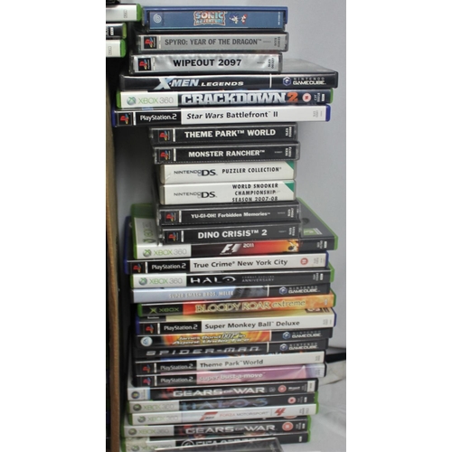 456 - LARGE COLLECTION OF LOOSE GAMING DISCS PLUS QUANTITY OF GAME COVERS