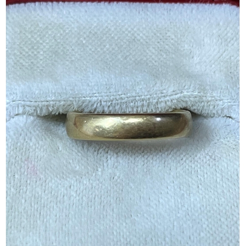 493 - 22ct GOLD WEDDING BAND - SIZE J (3.7g)