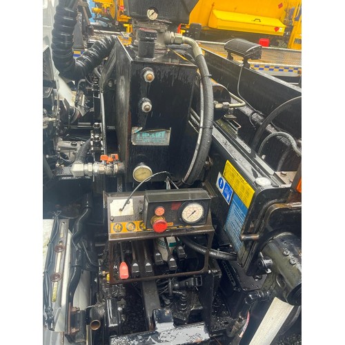 190 - RENAULT MIDLUM 42AEA10 WITH CITY LIFT - N10 TOW   4116cc, GOLD/WHITE, DIESEL, RECOVERY VEHICLE WITH ... 