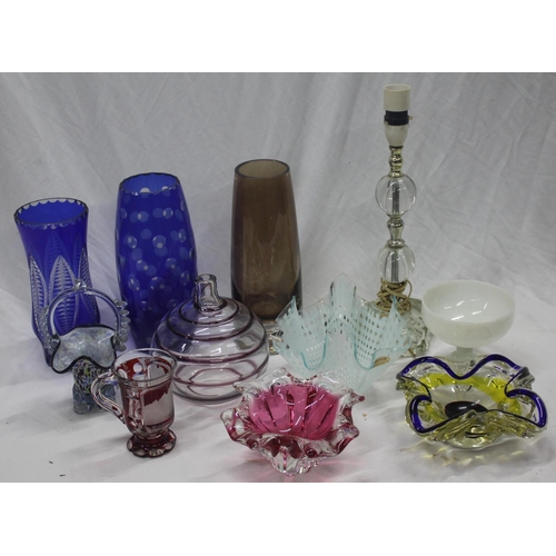 6 - MISCELLANEOUS GLASSWEAR INCLUDING COLOURED GLASS