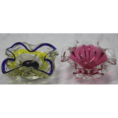 6 - MISCELLANEOUS GLASSWEAR INCLUDING COLOURED GLASS