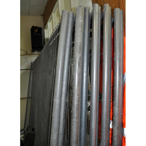 88 - 11 HERAS FENCE PANELS COMES WITH ELEPHANT FEET & CLIPS