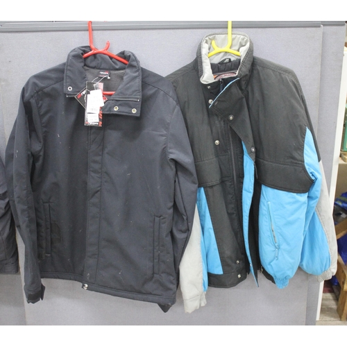 200 - 4 MEN'S COATS: 2 RIPCURL COATS (SIZE S, SIZE M), SIMMER (SIZE S) & CAMPIN SKI ACTION (SIZE S)