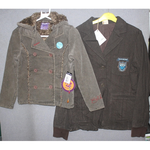 207 - 4 GIRL'S JACKETS & 1 FLEECE - 2 CHILLI PEPPER JACKETS 1 x SIZE 1 AND 1 X SIZE 2, 1 RIPCURL JACKE... 