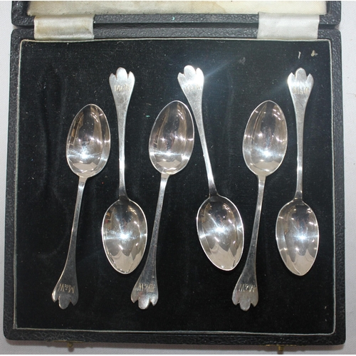 95 - CUTLERY INCLUDING SILVER SETS