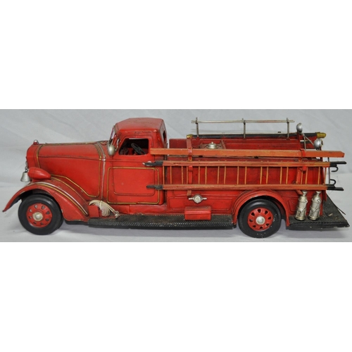 101 - TIN SCALE MODEL FIRE TRUCK