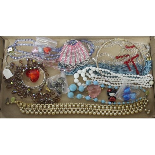 156 - 5 TRAYS OF COSTUME JEWELLERY